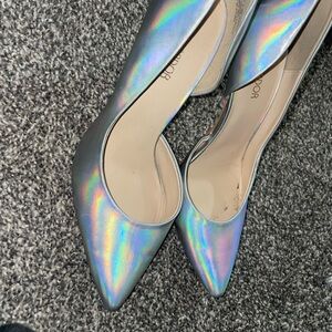Jenn Ardor Silver Heels with Sleek Design